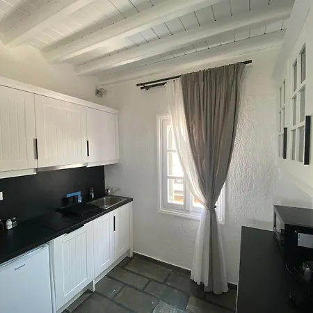 Thalasses Apartment Kalafatis