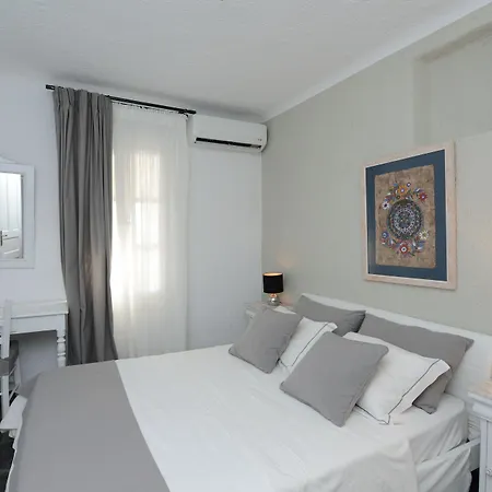 Thalasses Apartment Kalafatis